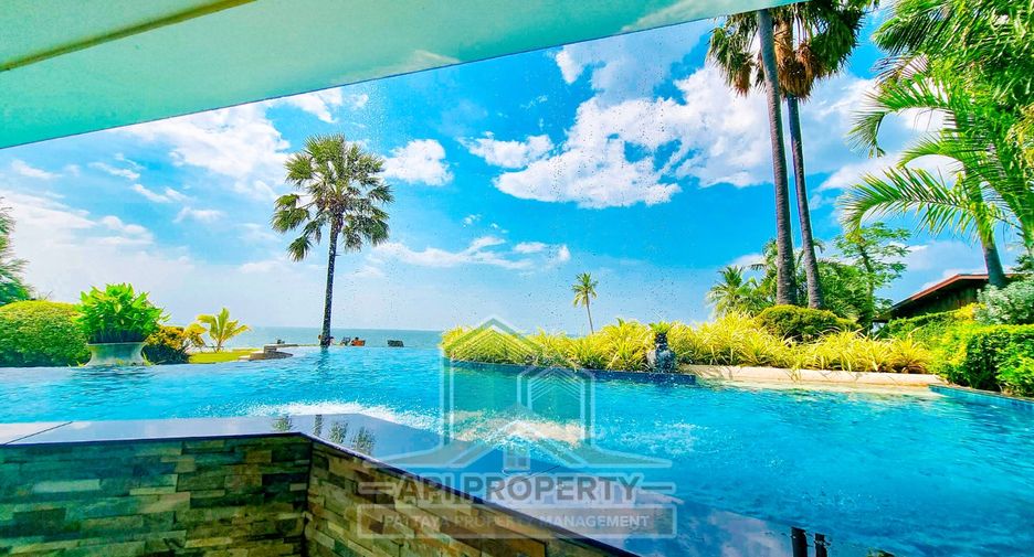 For rent 2 bedrooms condo in Bang Lamung, Chonburi
