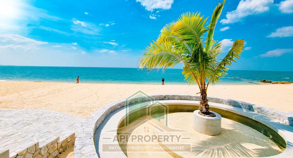 For rent 2 bedrooms condo in Bang Lamung, Chonburi