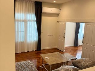 出租 7 卧室 独立屋 在 Bang Na, 曼谷