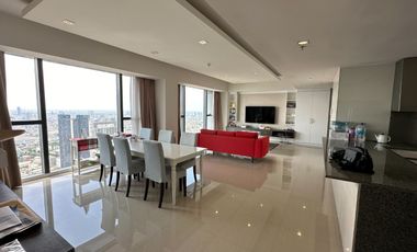 For rent 3 bedrooms condo in Sathon, Bangkok