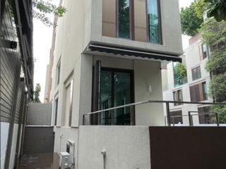 For rent 2 Beds house in Yan Nawa, Bangkok