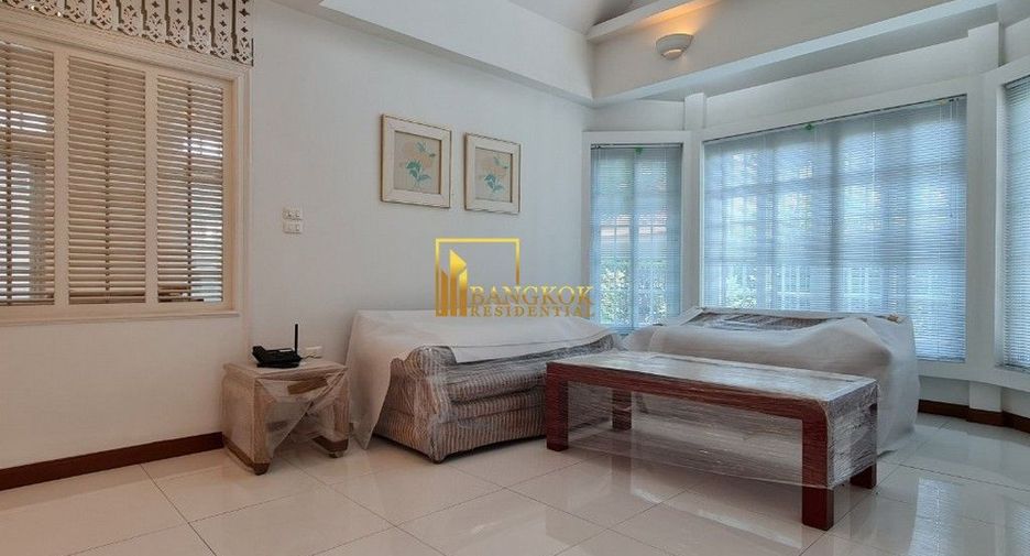 À louer 6 chambres maison à Watthana, Bangkok