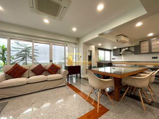 For rent 4 ベッドルーム house in Khlong Toei, Bangkok
