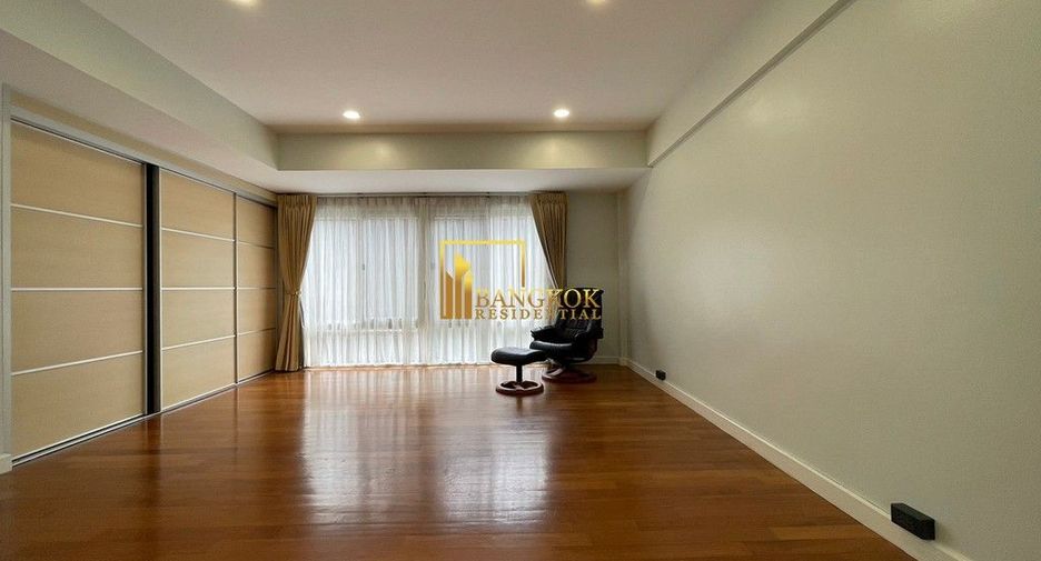 For rent 4 ベッドルーム house in Khlong Toei, Bangkok