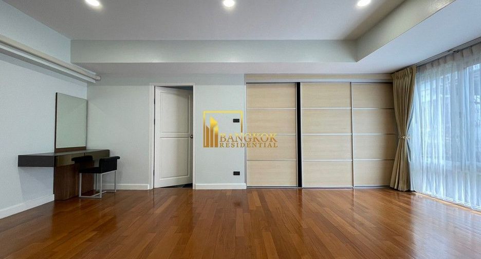 For rent 4 ベッドルーム house in Khlong Toei, Bangkok
