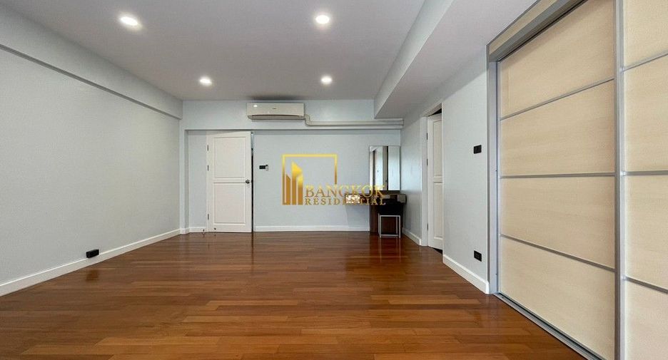 For rent 4 ベッドルーム house in Khlong Toei, Bangkok