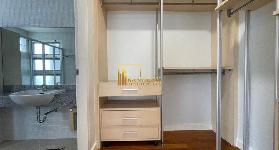 For rent 4 ベッドルーム house in Khlong Toei, Bangkok