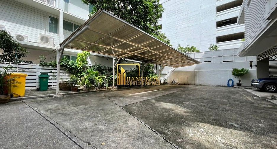 For rent 4 ベッドルーム house in Khlong Toei, Bangkok