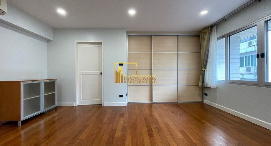 For rent 4 ベッドルーム house in Khlong Toei, Bangkok