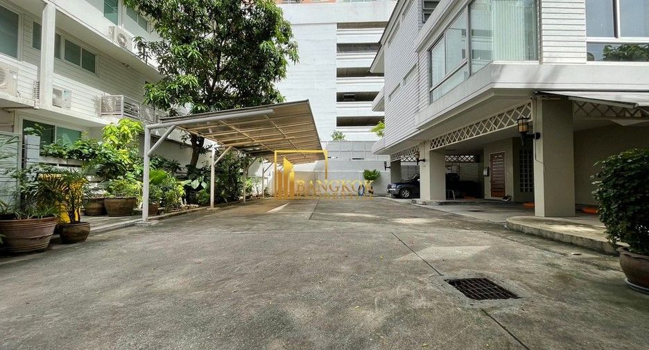 For rent 4 ベッドルーム house in Khlong Toei, Bangkok