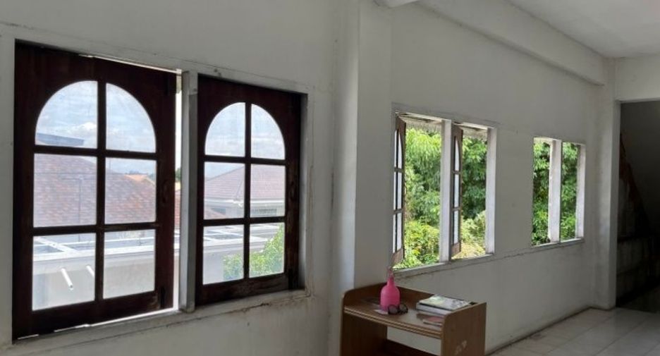 For sale office in Thawi Watthana, Bangkok