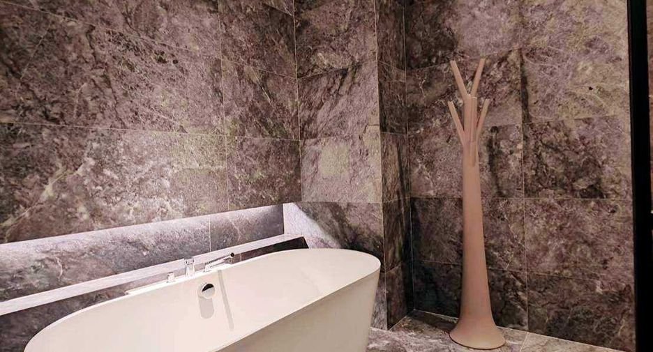 For sale 2 bed condo in Khlong San, Bangkok