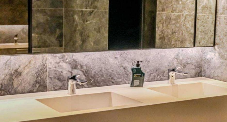 For sale 2 bed condo in Khlong San, Bangkok