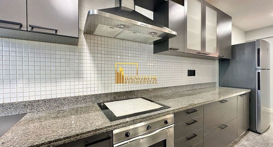For rent 4 ベッドルーム house in Khlong Toei, Bangkok