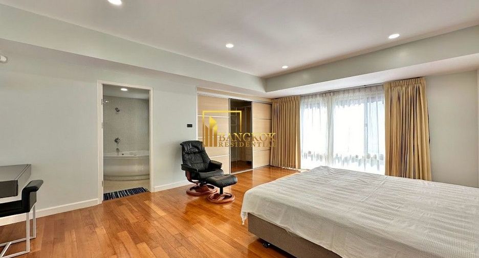 For rent 4 ベッドルーム house in Khlong Toei, Bangkok