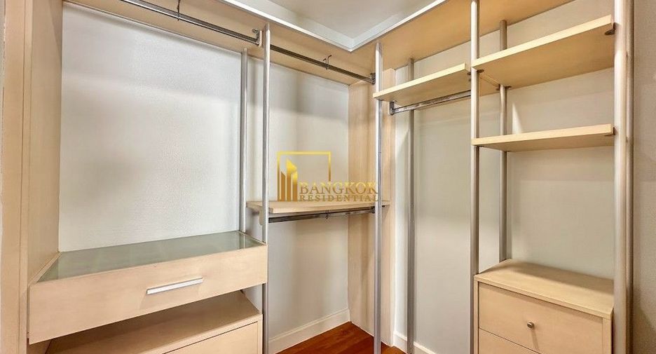 For rent 4 ベッドルーム house in Khlong Toei, Bangkok