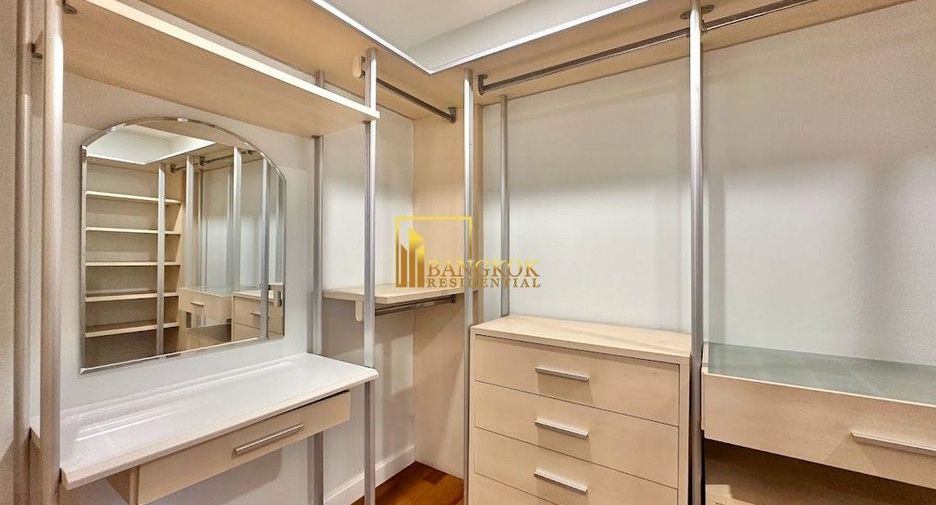 For rent 4 ベッドルーム house in Khlong Toei, Bangkok