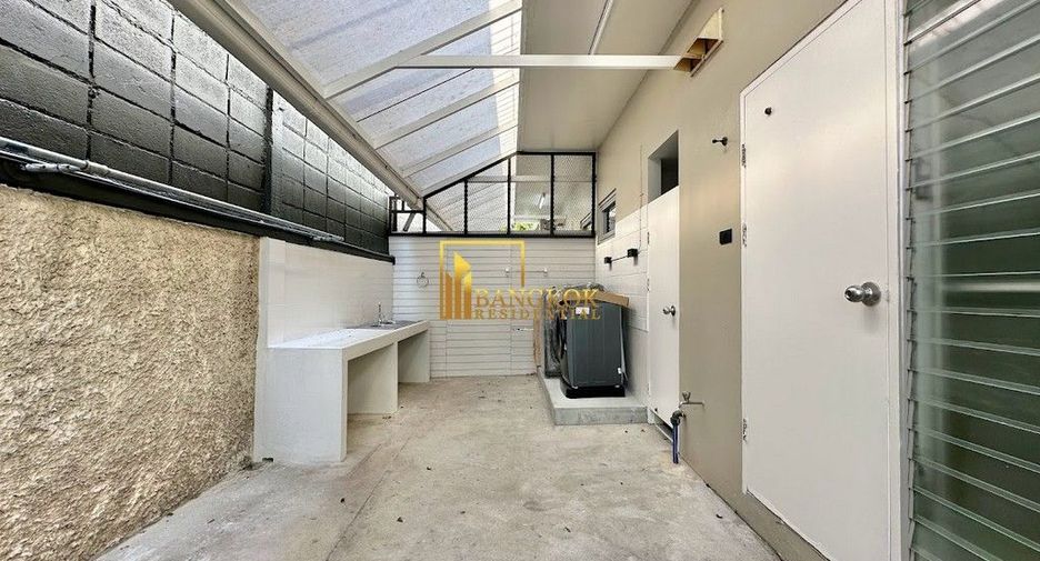 For rent 4 ベッドルーム house in Khlong Toei, Bangkok
