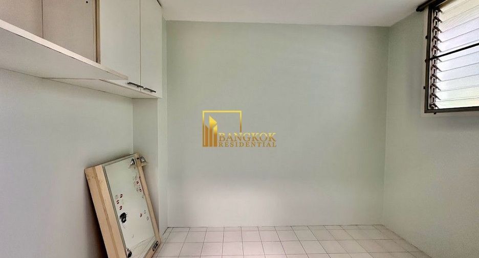 For rent 4 ベッドルーム house in Khlong Toei, Bangkok