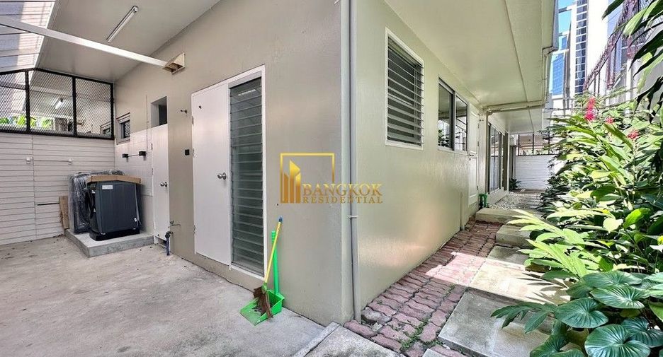 For rent 4 ベッドルーム house in Khlong Toei, Bangkok