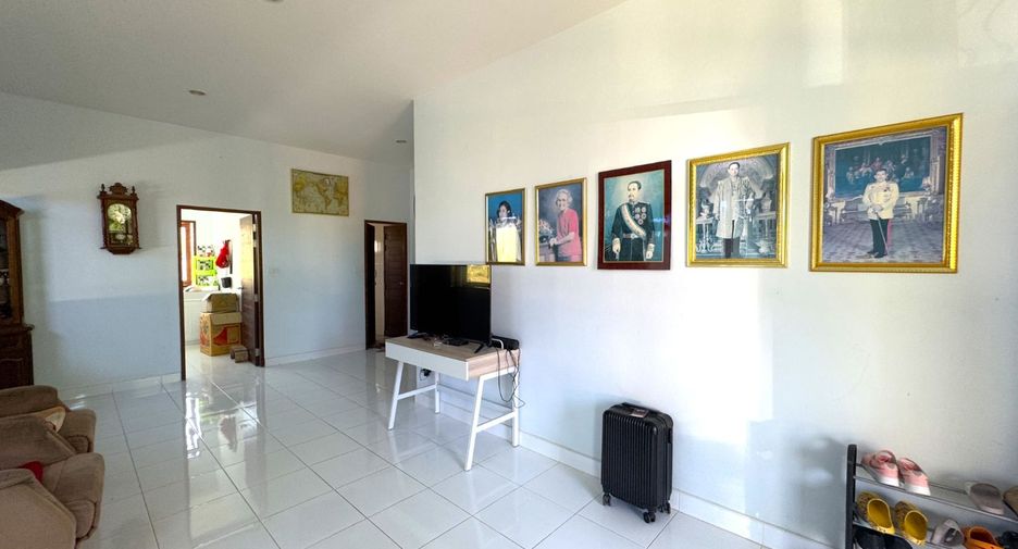 For sale 6 bedrooms house in Thai Mueang, Phang Nga