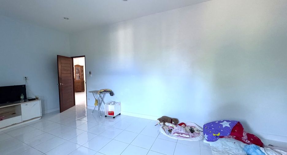 For sale 6 bedrooms house in Thai Mueang, Phang Nga