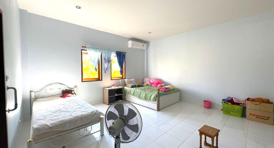 For sale 6 bedrooms house in Thai Mueang, Phang Nga