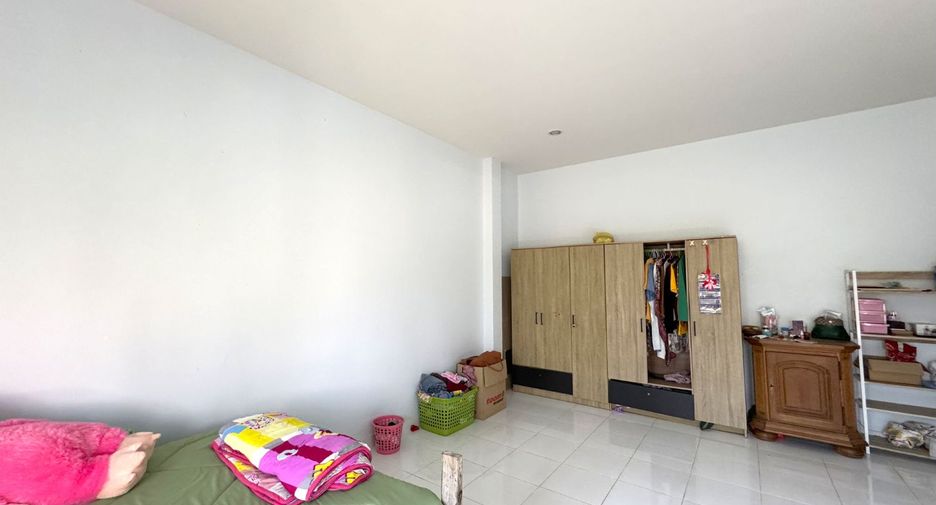 For sale 6 bedrooms house in Thai Mueang, Phang Nga
