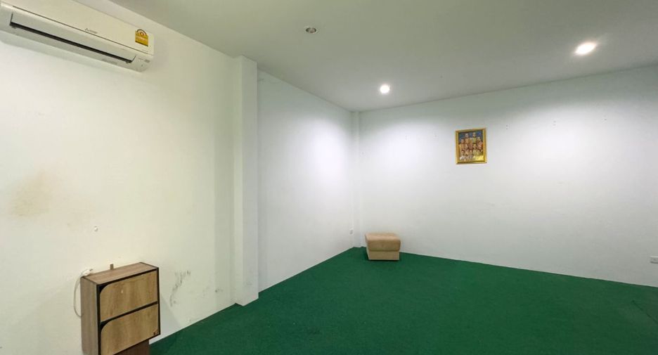 For sale 6 bedrooms house in Thai Mueang, Phang Nga