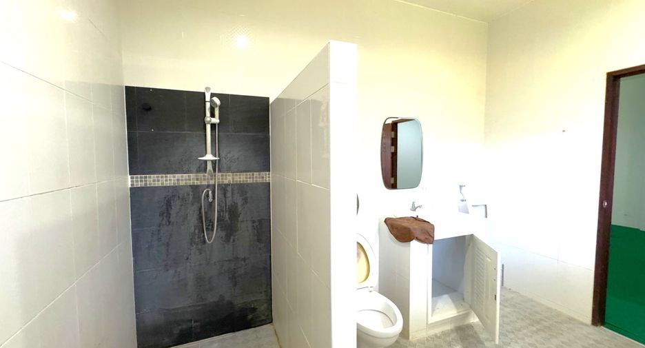 For sale 6 bedrooms house in Thai Mueang, Phang Nga