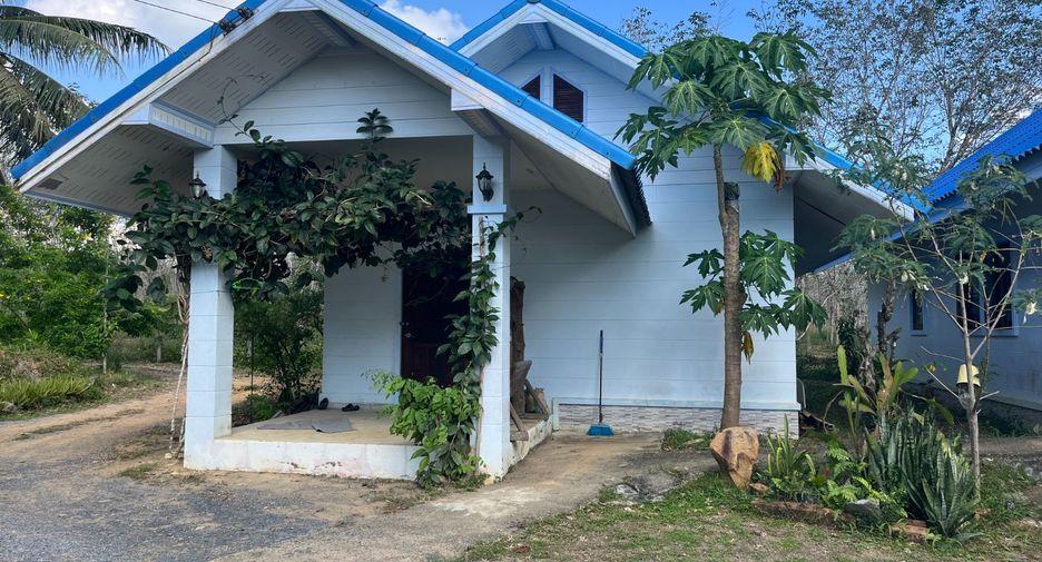 For sale 6 bedrooms house in Thai Mueang, Phang Nga