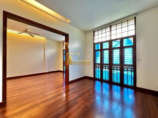 For rent 3 bedrooms townhouse in Khlong Toei, Bangkok