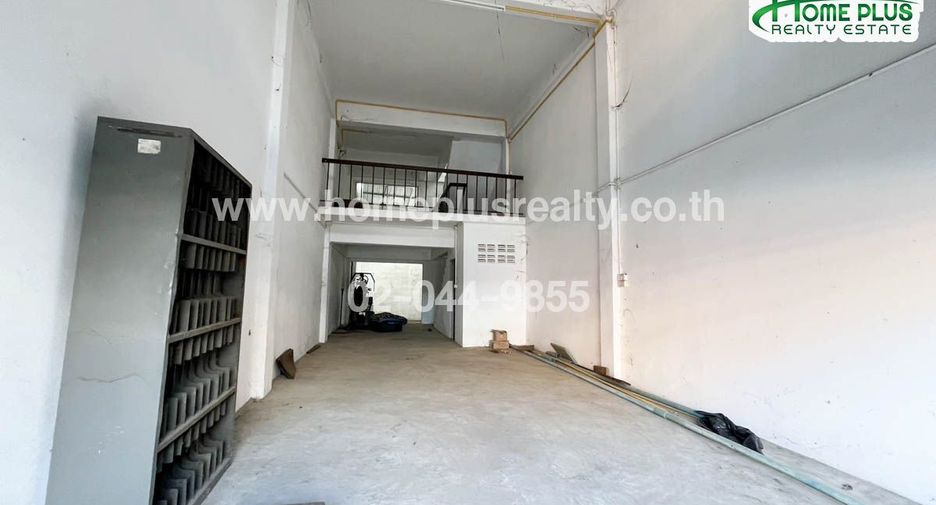 出售 1 卧室 办公室 在 Bang Phli, Samut Prakan