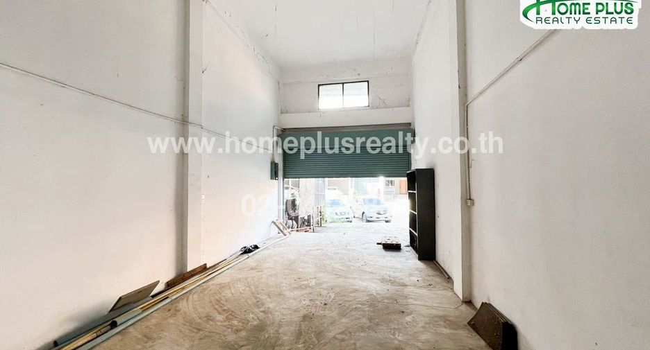 出售 1 卧室 办公室 在 Bang Phli, Samut Prakan