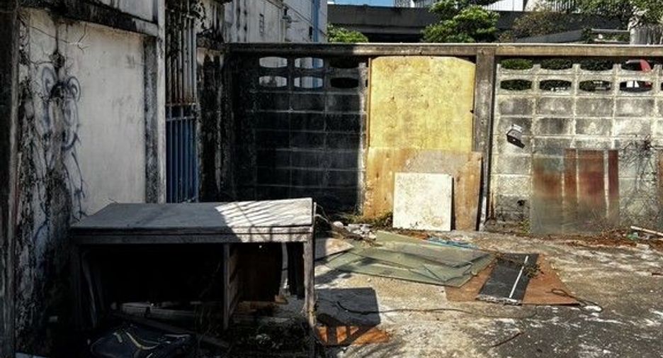 Аренда Участок в Банг Капи, Бангкок