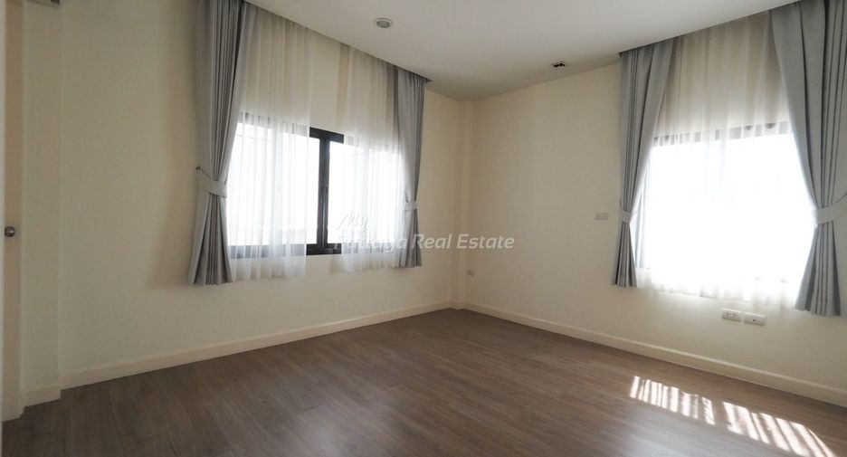 Casa en venta de 3 habitaciones en Sattahip, Chonburi