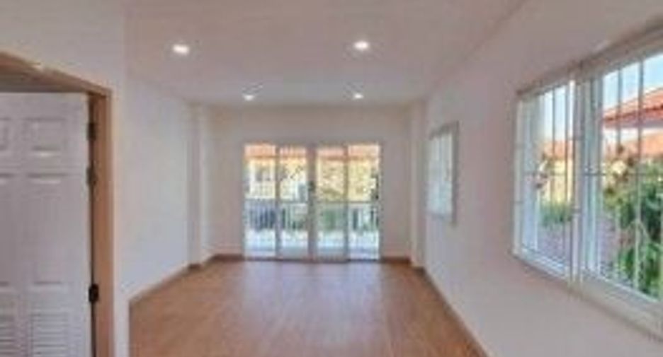 For sale 4 bed house in Bang Bua Thong, Nonthaburi