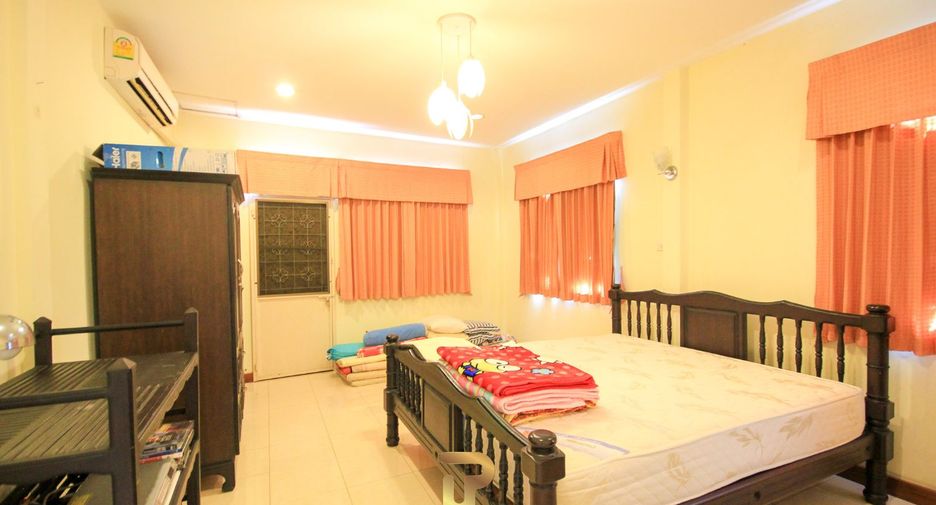 Reihenhaus zum Kauf mit 2 Zimmer in Cha Am, Phetchaburi
