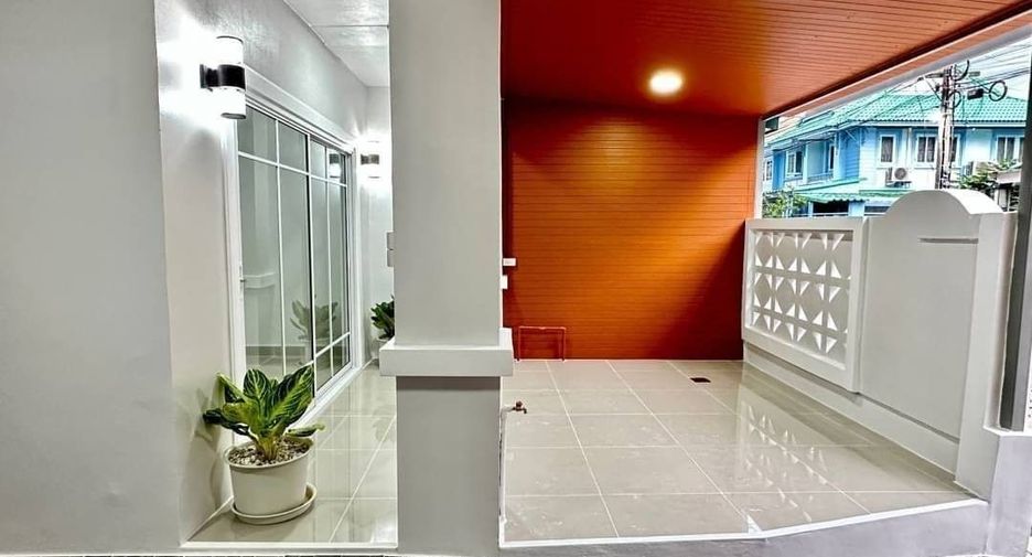 For sale 3 Beds townhouse in Bang Bua Thong, Nonthaburi
