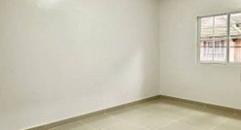 For sale 3 Beds townhouse in Bang Bua Thong, Nonthaburi