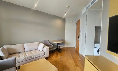 For rent 1 bed condo in Yan Nawa, Bangkok