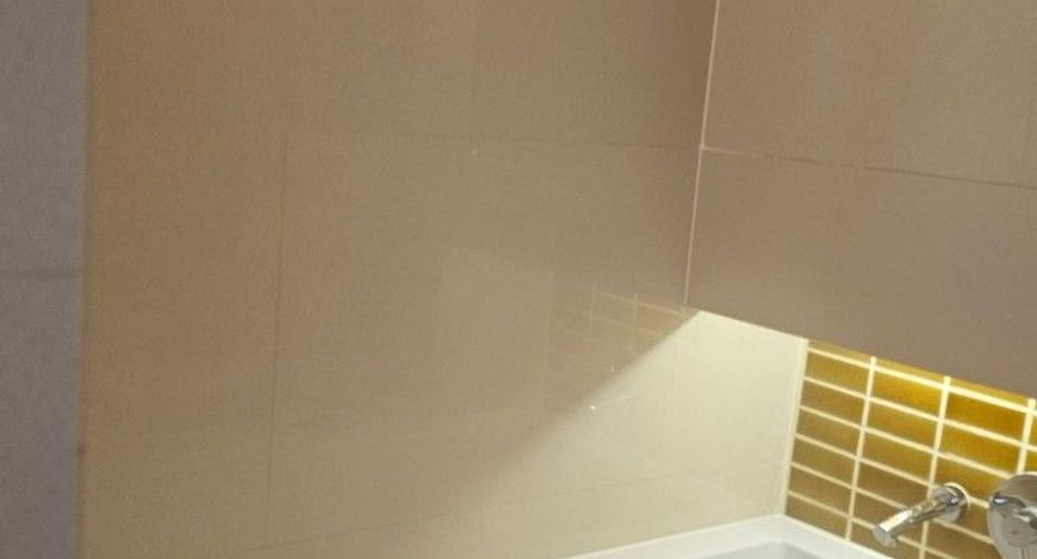 For rent 1 bed condo in Yan Nawa, Bangkok