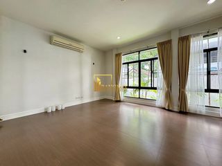 For rent 4 ベッドルーム house in Khlong Toei, Bangkok
