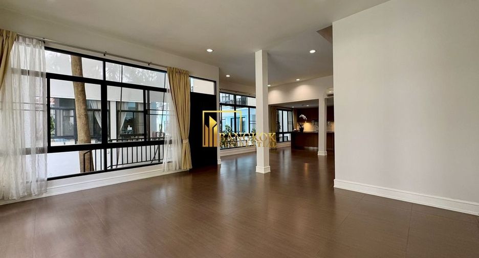 For rent 4 ベッドルーム house in Khlong Toei, Bangkok