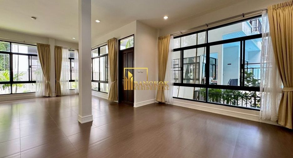For rent 4 ベッドルーム house in Khlong Toei, Bangkok