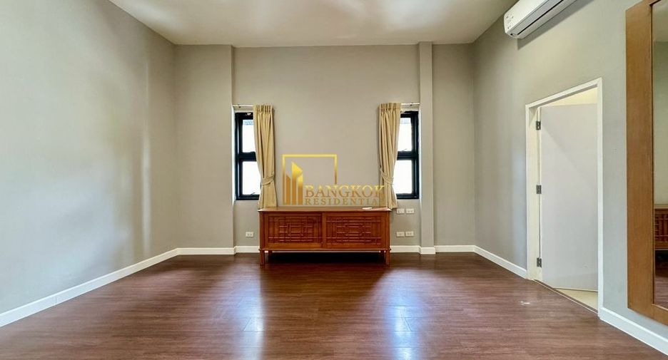 For rent 4 ベッドルーム house in Khlong Toei, Bangkok