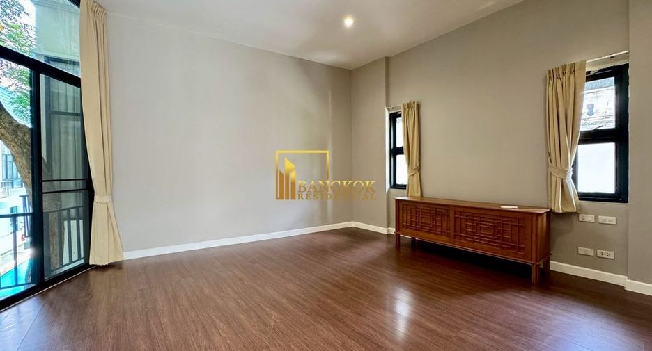 For rent 4 ベッドルーム house in Khlong Toei, Bangkok