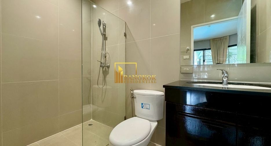 For rent 4 ベッドルーム house in Khlong Toei, Bangkok