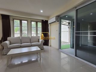 For rent 3 bedrooms house in Watthana, Bangkok