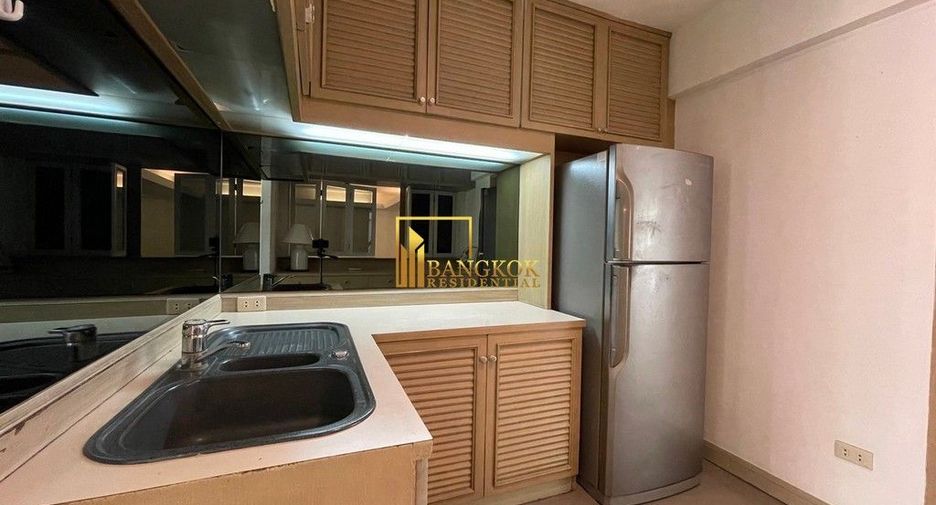 For rent 4 ベッドルーム house in Watthana, Bangkok